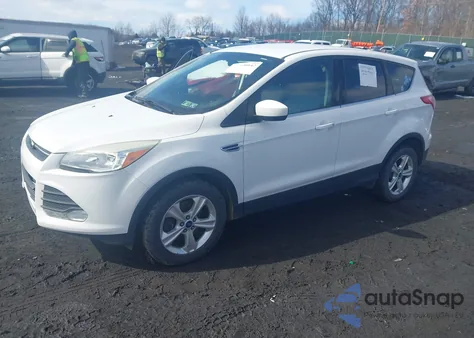 2015 Ford Escape Se z USA, uszkodzony, nr VIN 1FMCU9G94FUA31727